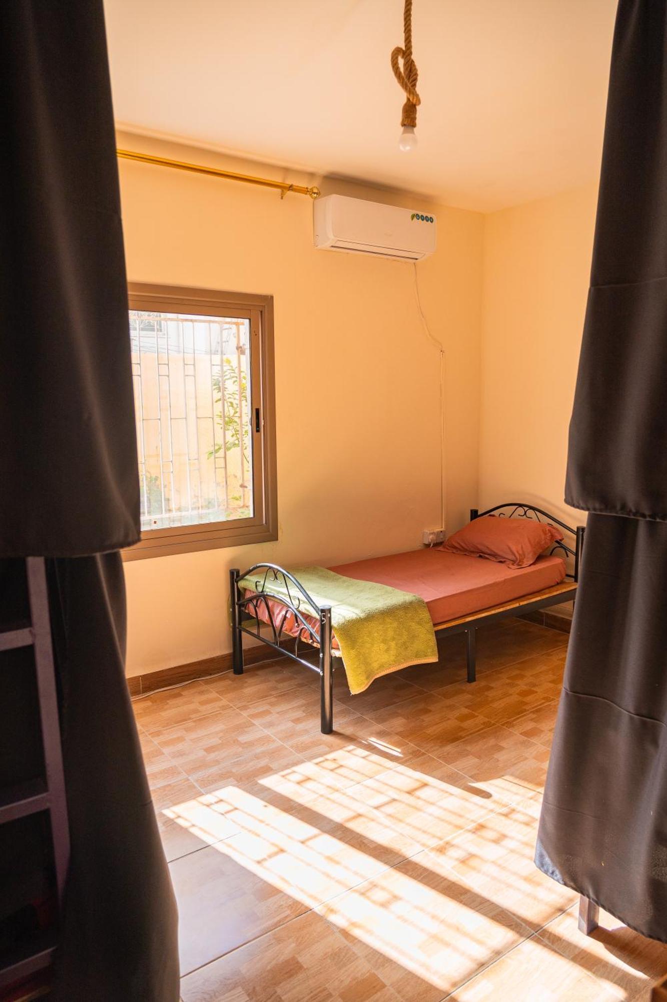 Extra Traveller Hostel Aqaba Exterior photo